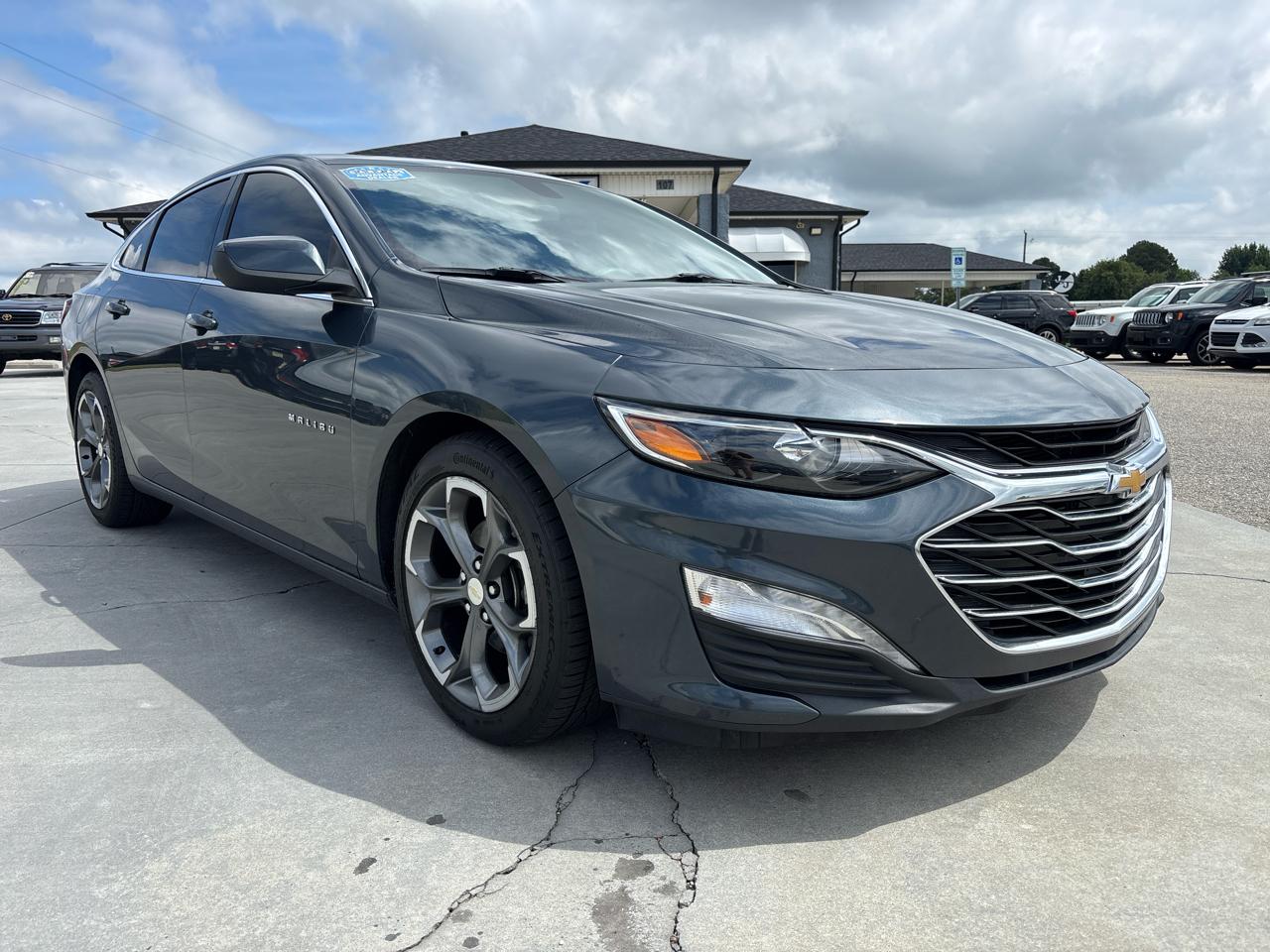 Chevrolet Malibu 4dr Sdn LT 2021