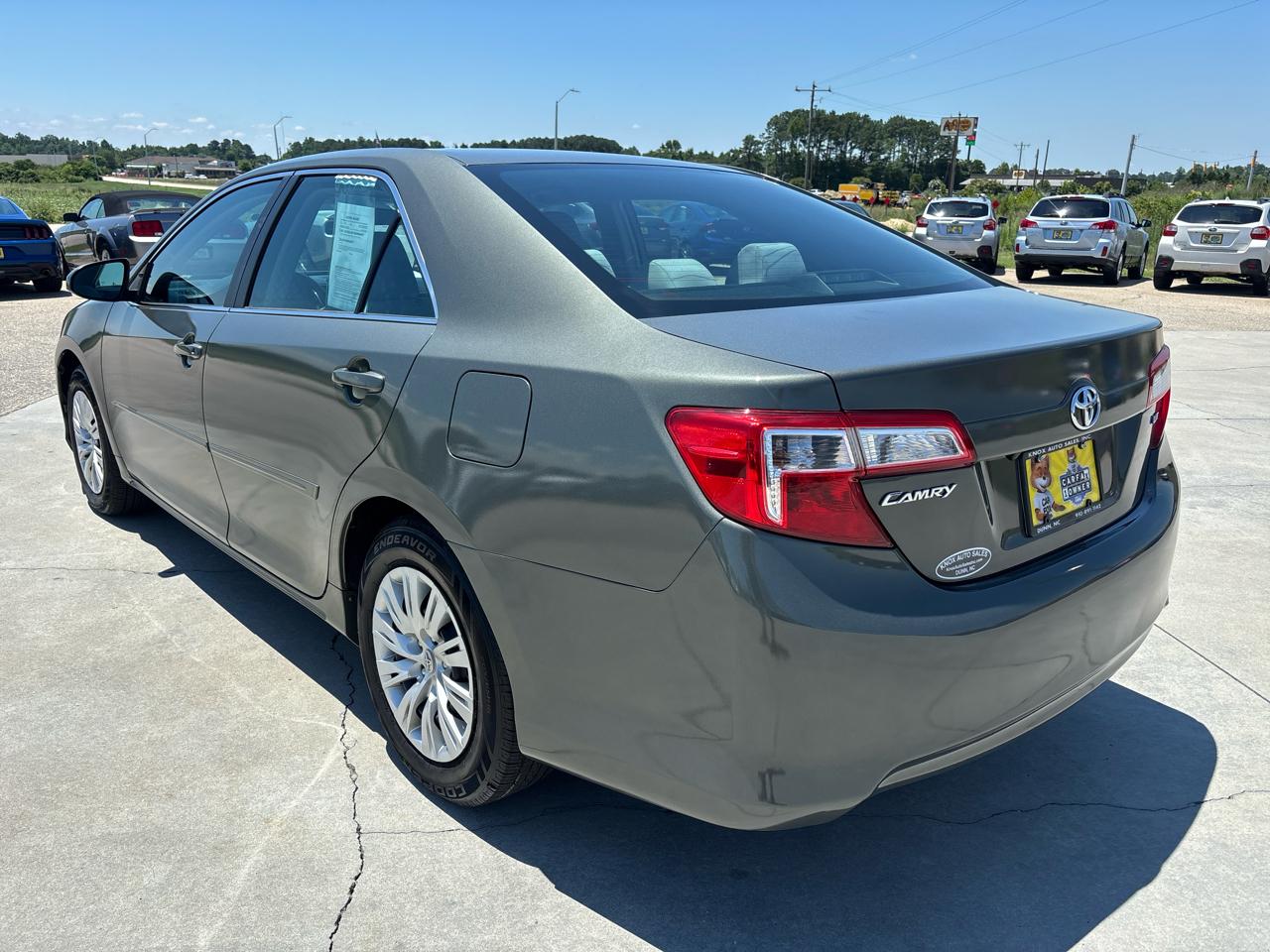 Toyota Camry LE 4D Sedan 2014
