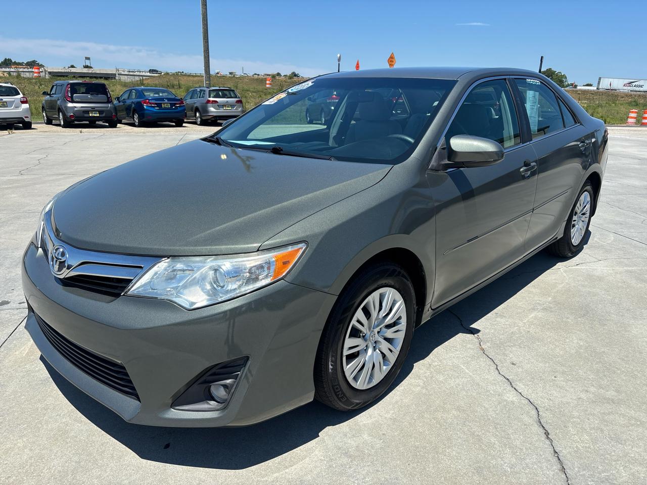 Toyota Camry LE 4D Sedan 2014