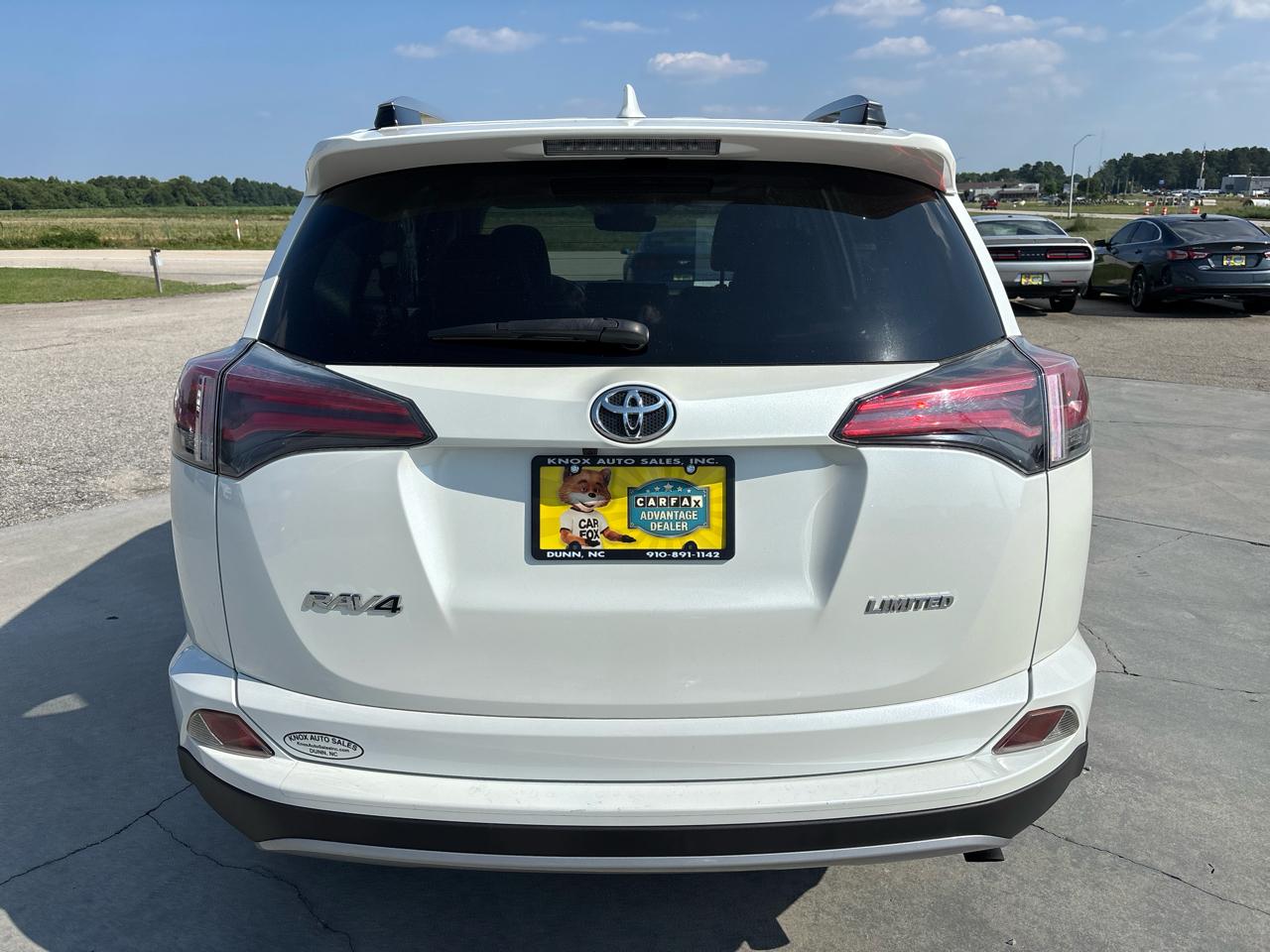 Toyota RAV4 Limited FWD (Natl) 2018