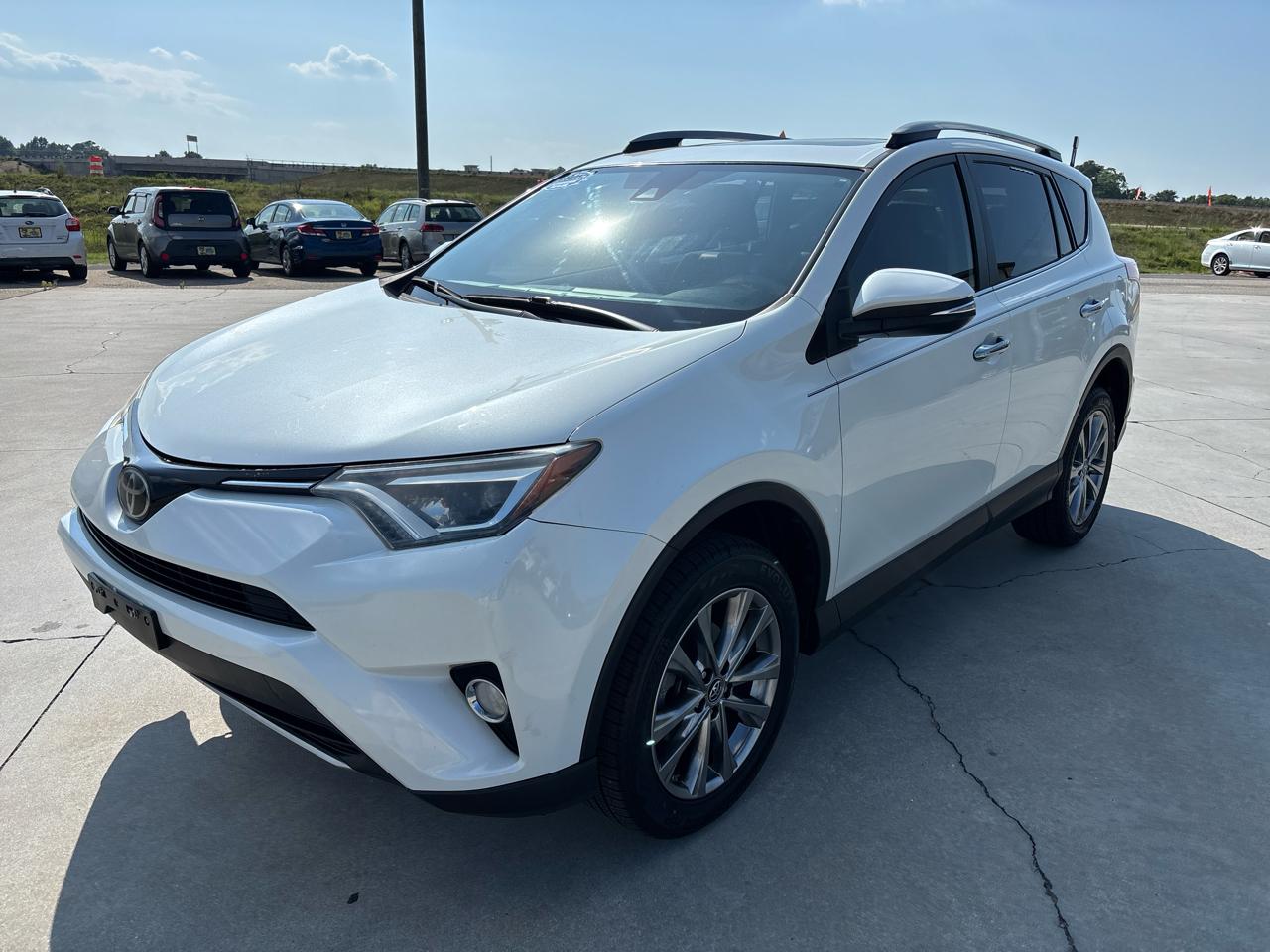 Toyota RAV4 Limited FWD (Natl) 2018