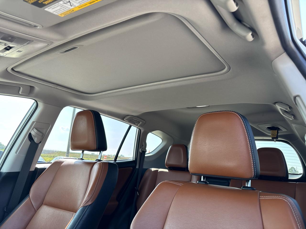 Toyota RAV4 Limited FWD (Natl) 2018