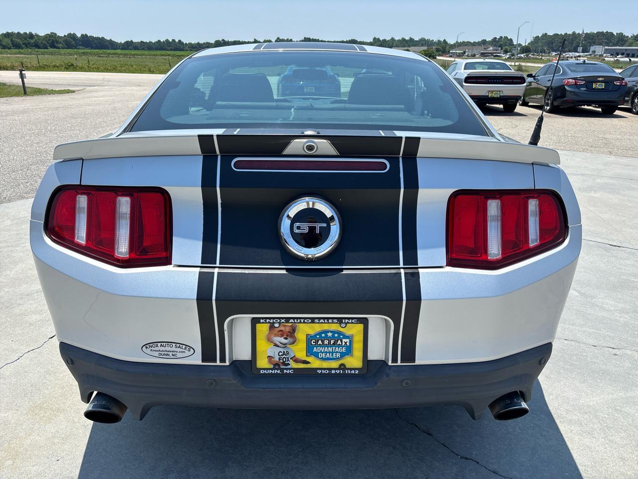 Ford Mustang 2dr Cpe GT 2012