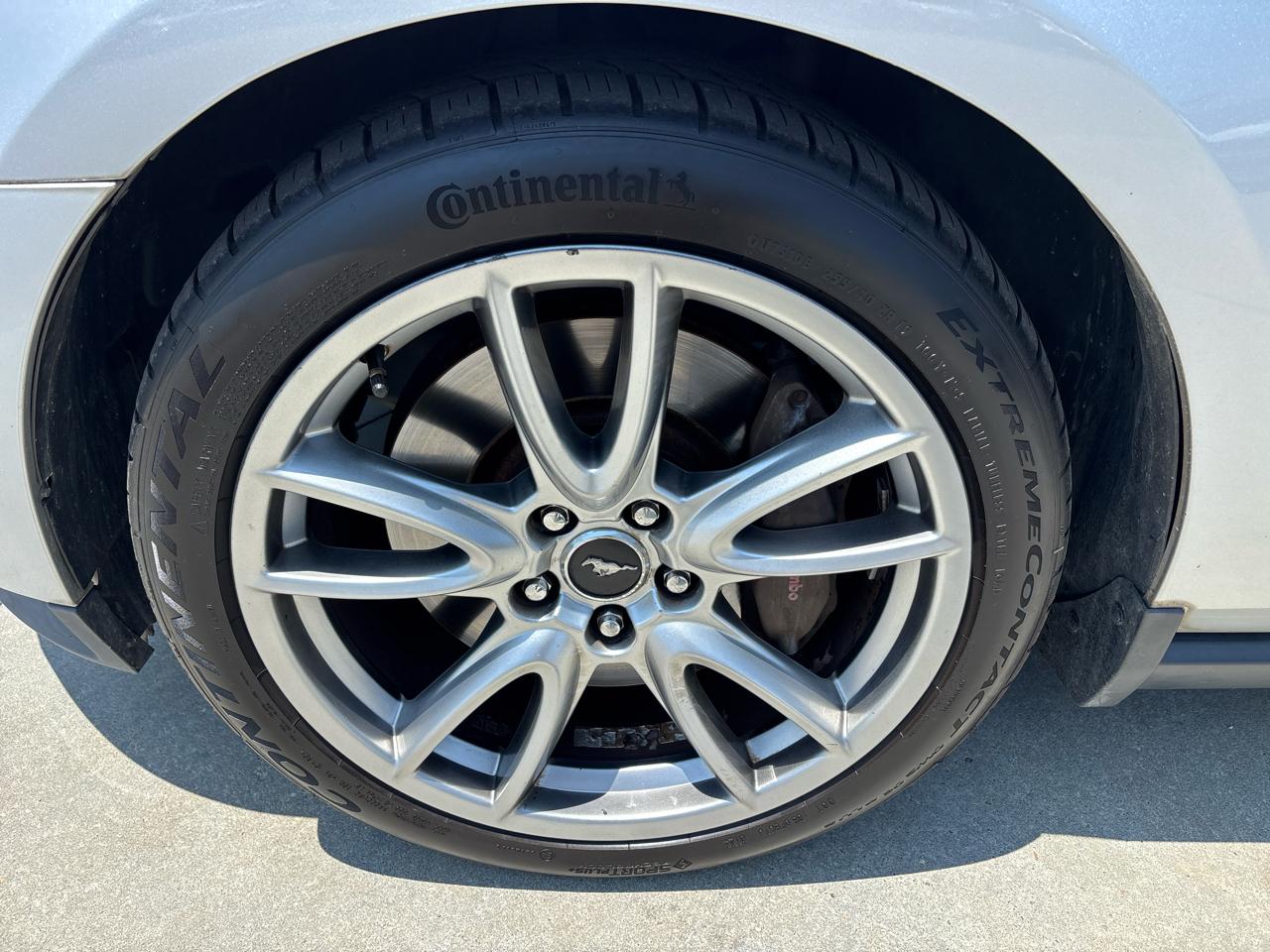 Ford Mustang 2dr Cpe GT 2012