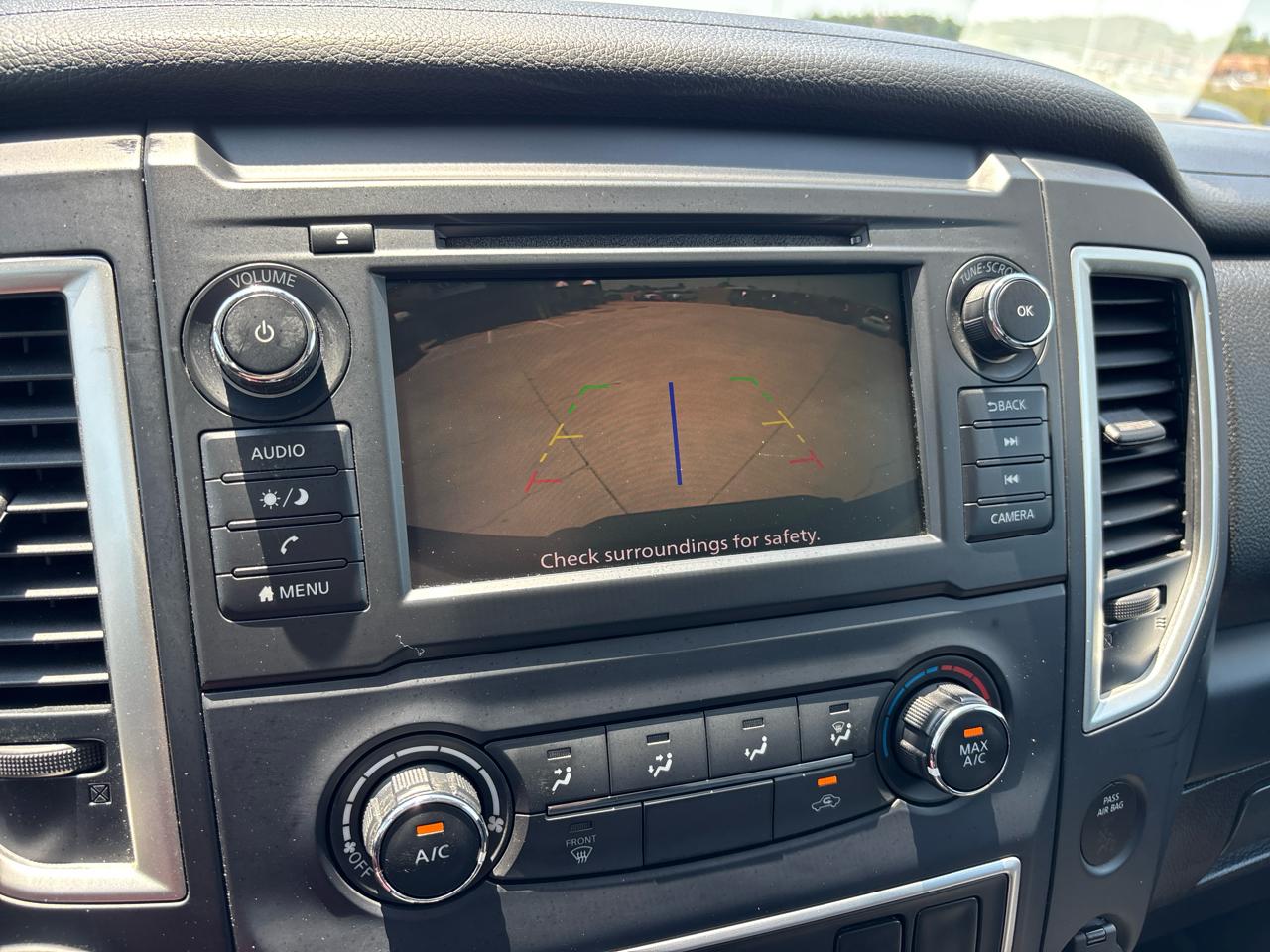 Nissan Titan 4x4 Crew Cab S 2019