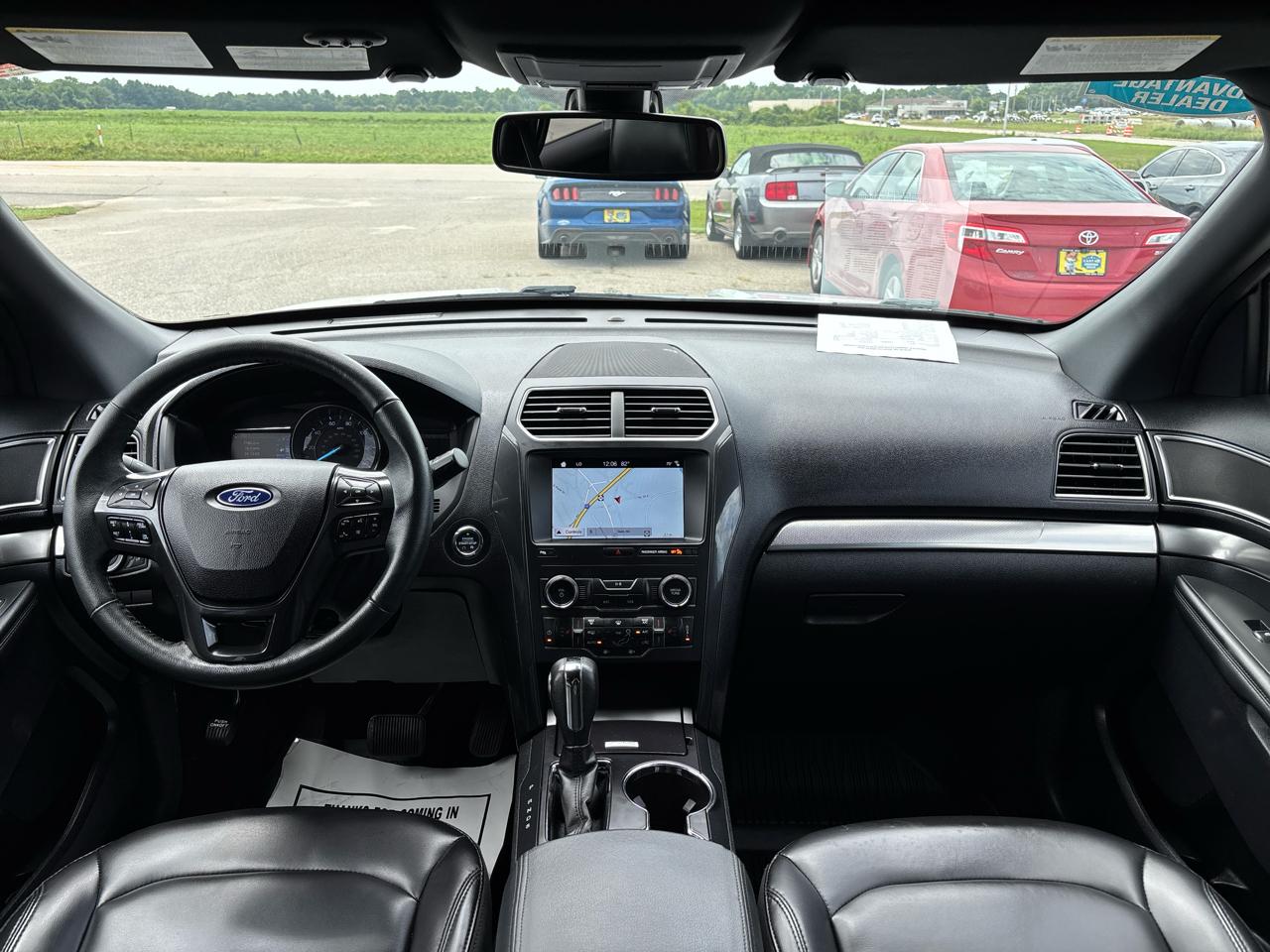 Ford Explorer XLT 4WD 2019