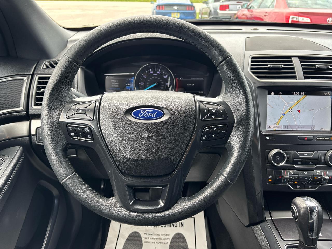 Ford Explorer XLT 4WD 2019