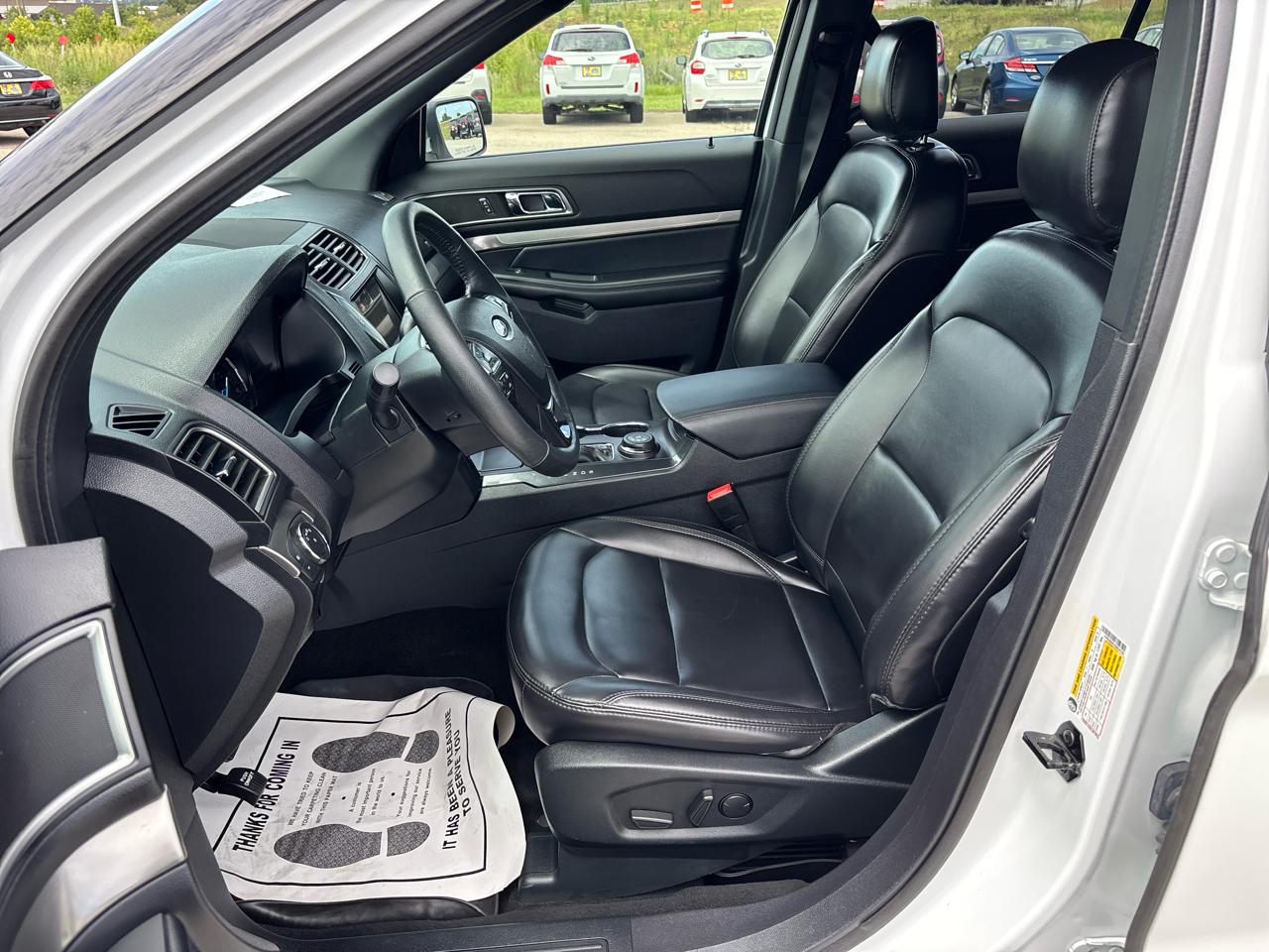 Ford Explorer XLT 4WD 2019