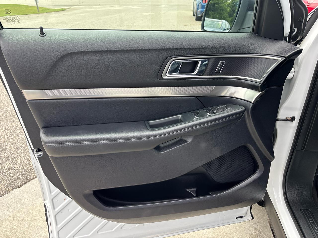 Ford Explorer XLT 4WD 2019