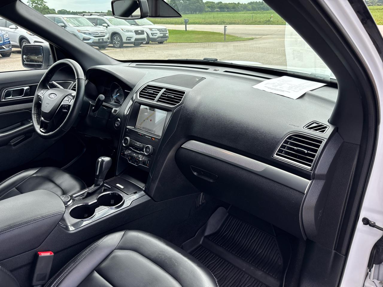Ford Explorer XLT 4WD 2019