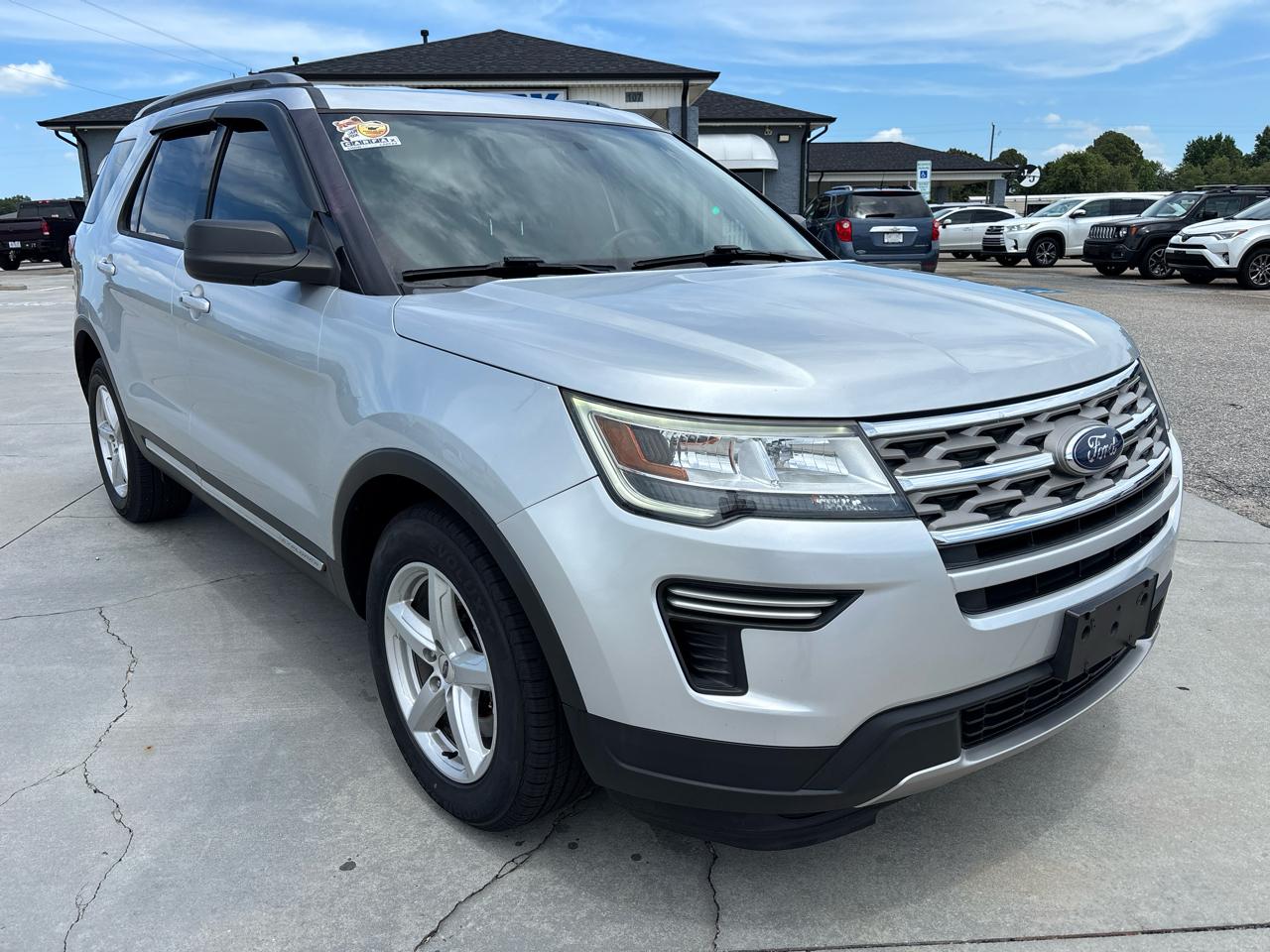 Ford Explorer XLT FWD 2018