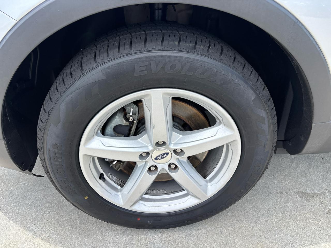 Ford Explorer XLT FWD 2018