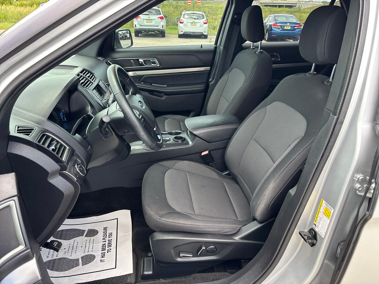Ford Explorer XLT FWD 2018