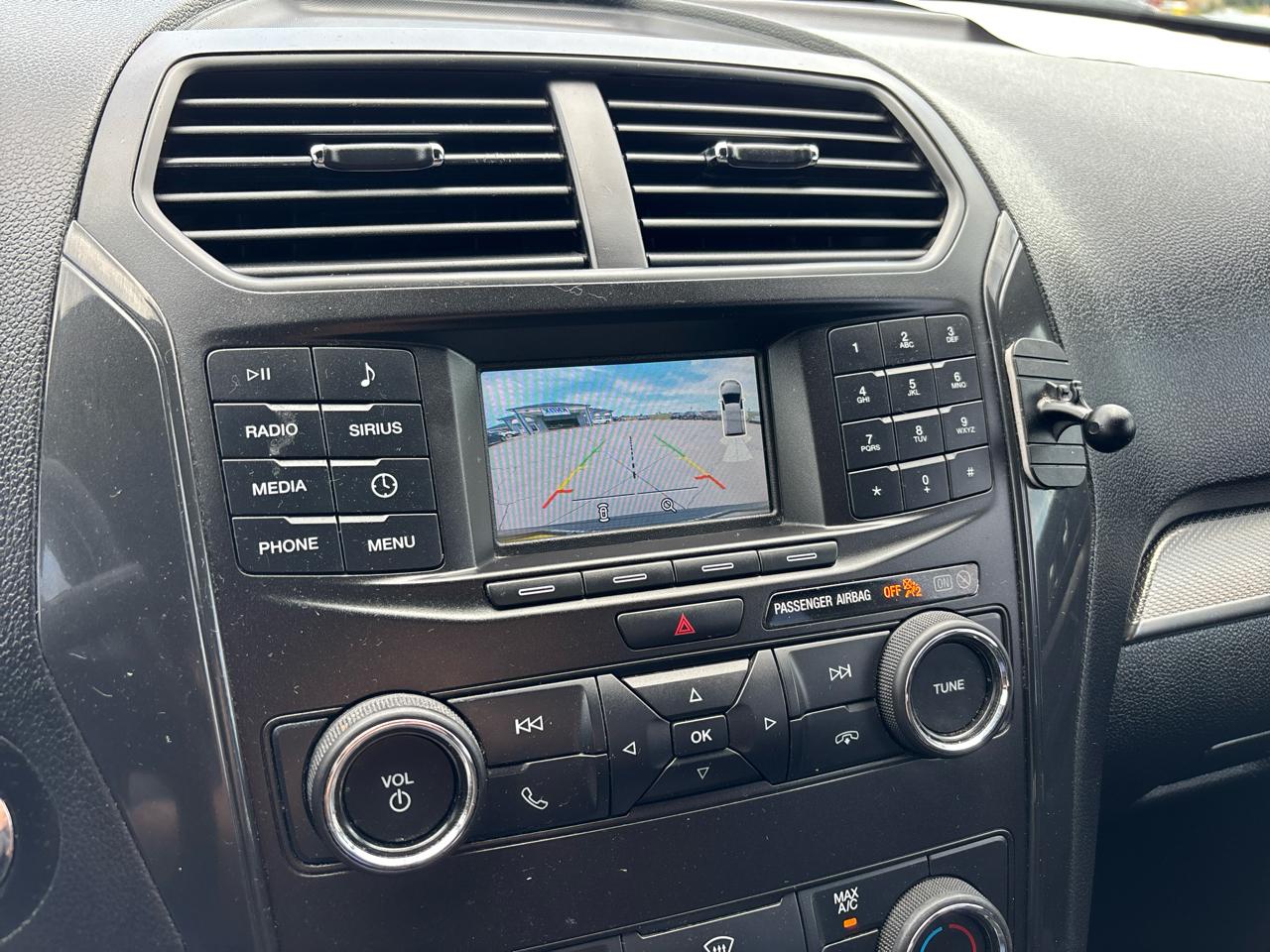 Ford Explorer XLT FWD 2018
