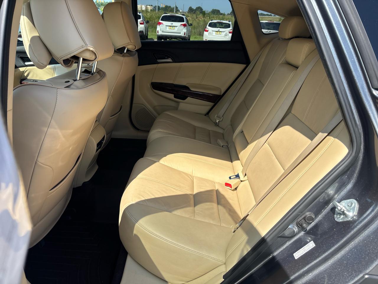 Honda Accord Crosstour 2WD 5dr EX-L 2010
