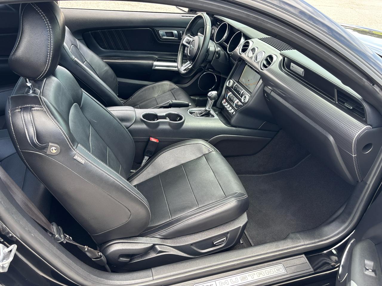 Ford Mustang GT Premium Coupe 2019