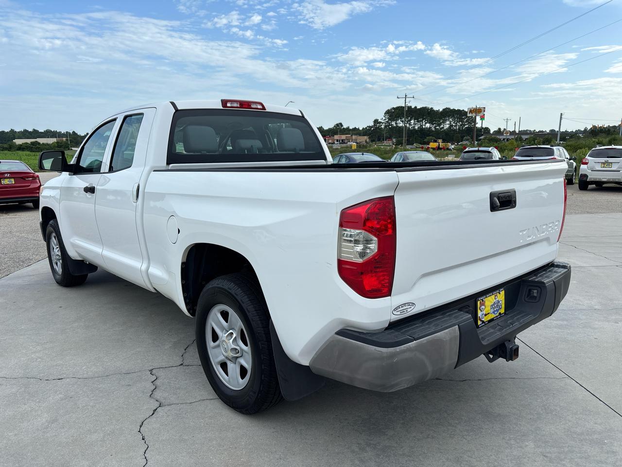 Toyota Tundra 2WD Truck Double Cab 4.6L V8 6-Spd AT SR5 (Natl) 2016