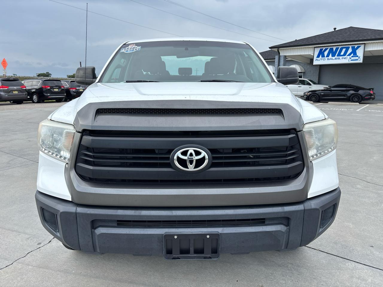 Toyota Tundra 2WD Truck Double Cab 4.6L V8 6-Spd AT SR5 (Natl) 2016