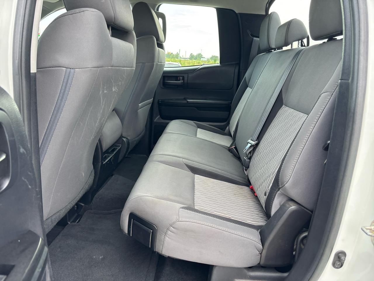 Toyota Tundra 2WD Truck Double Cab 4.6L V8 6-Spd AT SR5 (Natl) 2016