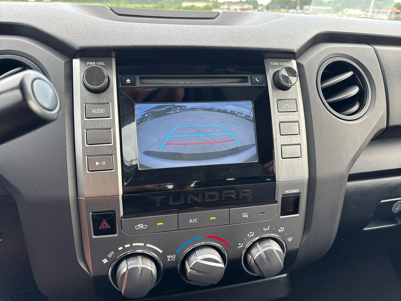 Toyota Tundra 2WD Truck Double Cab 4.6L V8 6-Spd AT SR5 (Natl) 2016