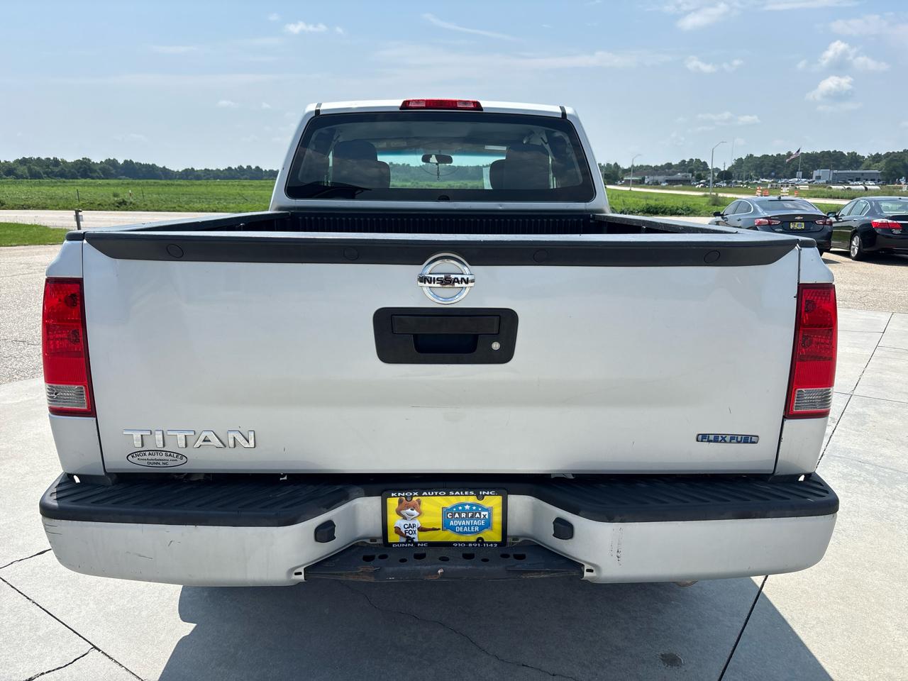 Nissan Titan 2WD King Cab SWB SV 2014