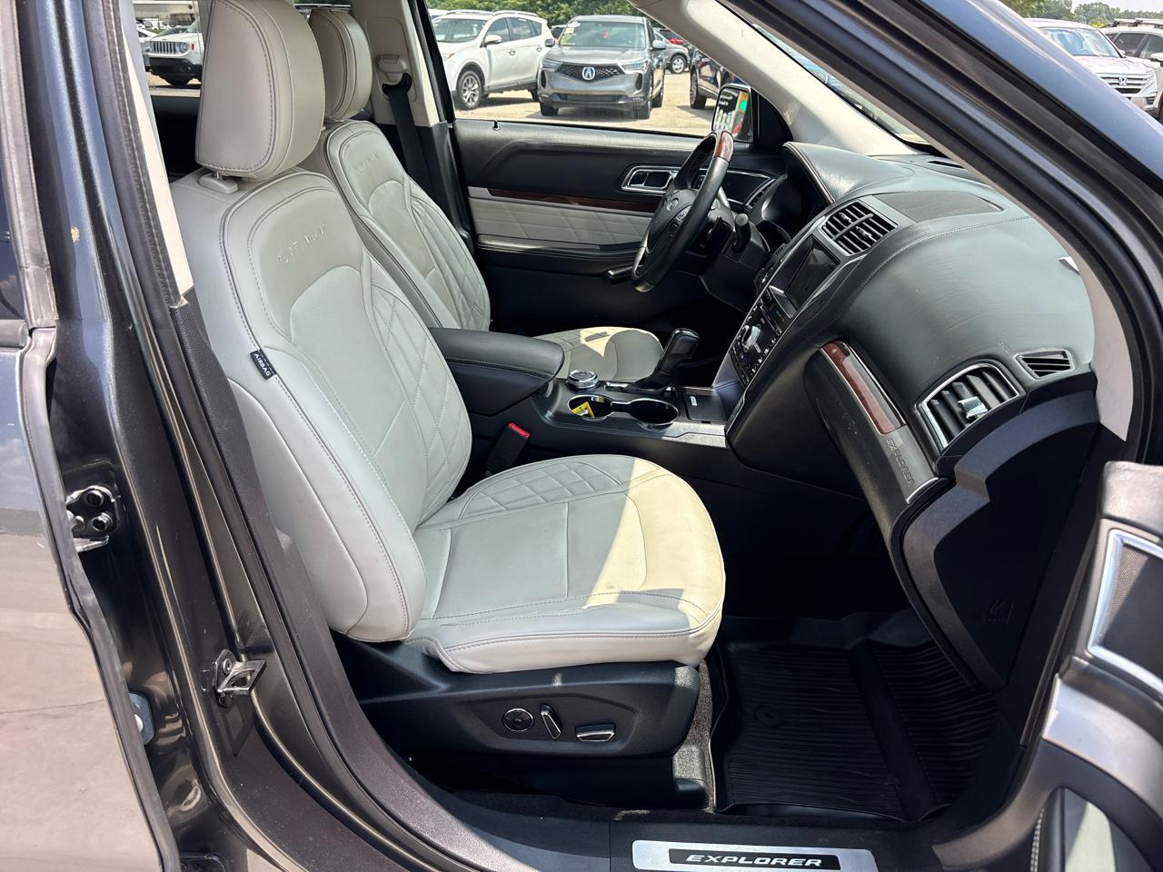 Ford Explorer Platinum 4WD 2018
