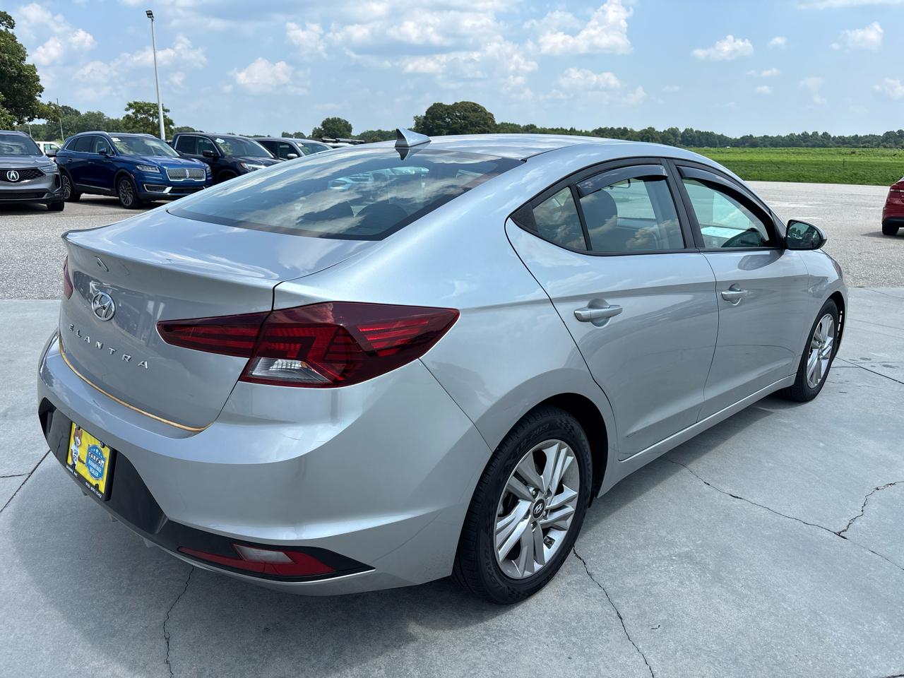 Hyundai Elantra SEL IVT 2020