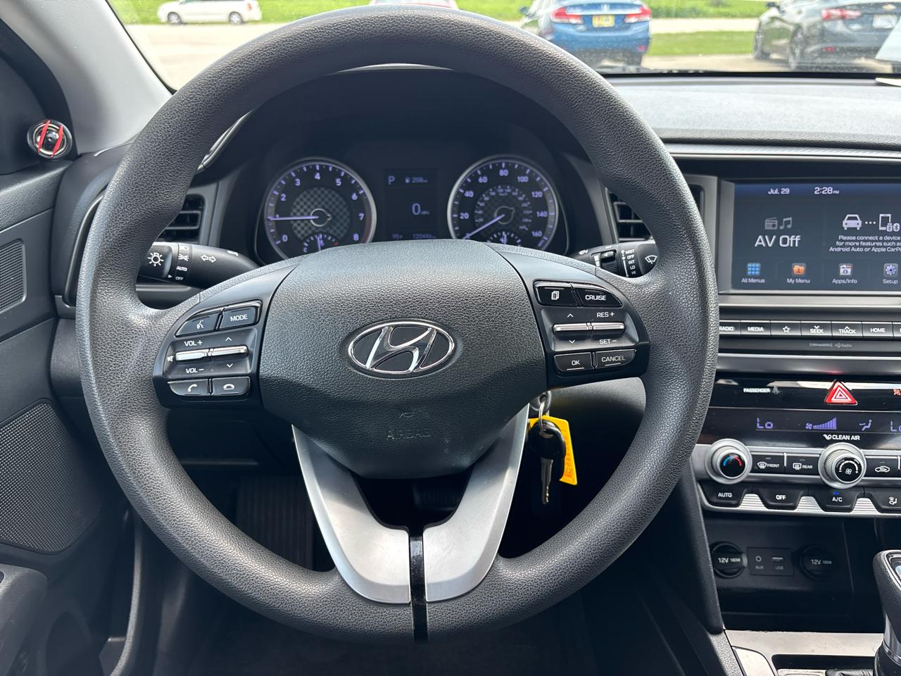 Hyundai Elantra SEL IVT 2020