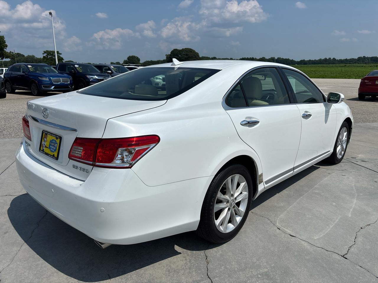 Lexus ES 350 4dr Sdn 2010
