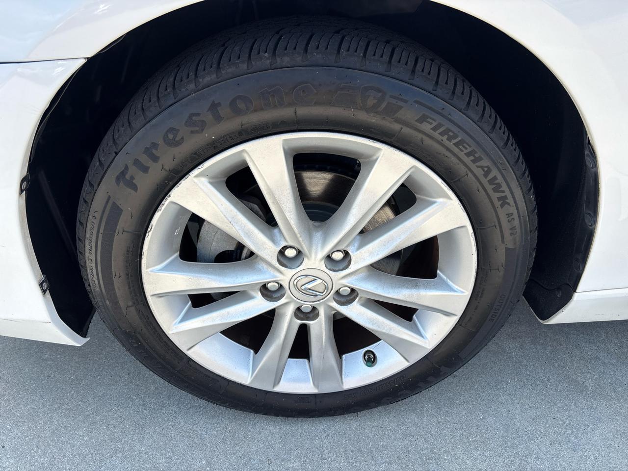 Lexus ES 350 4dr Sdn 2010