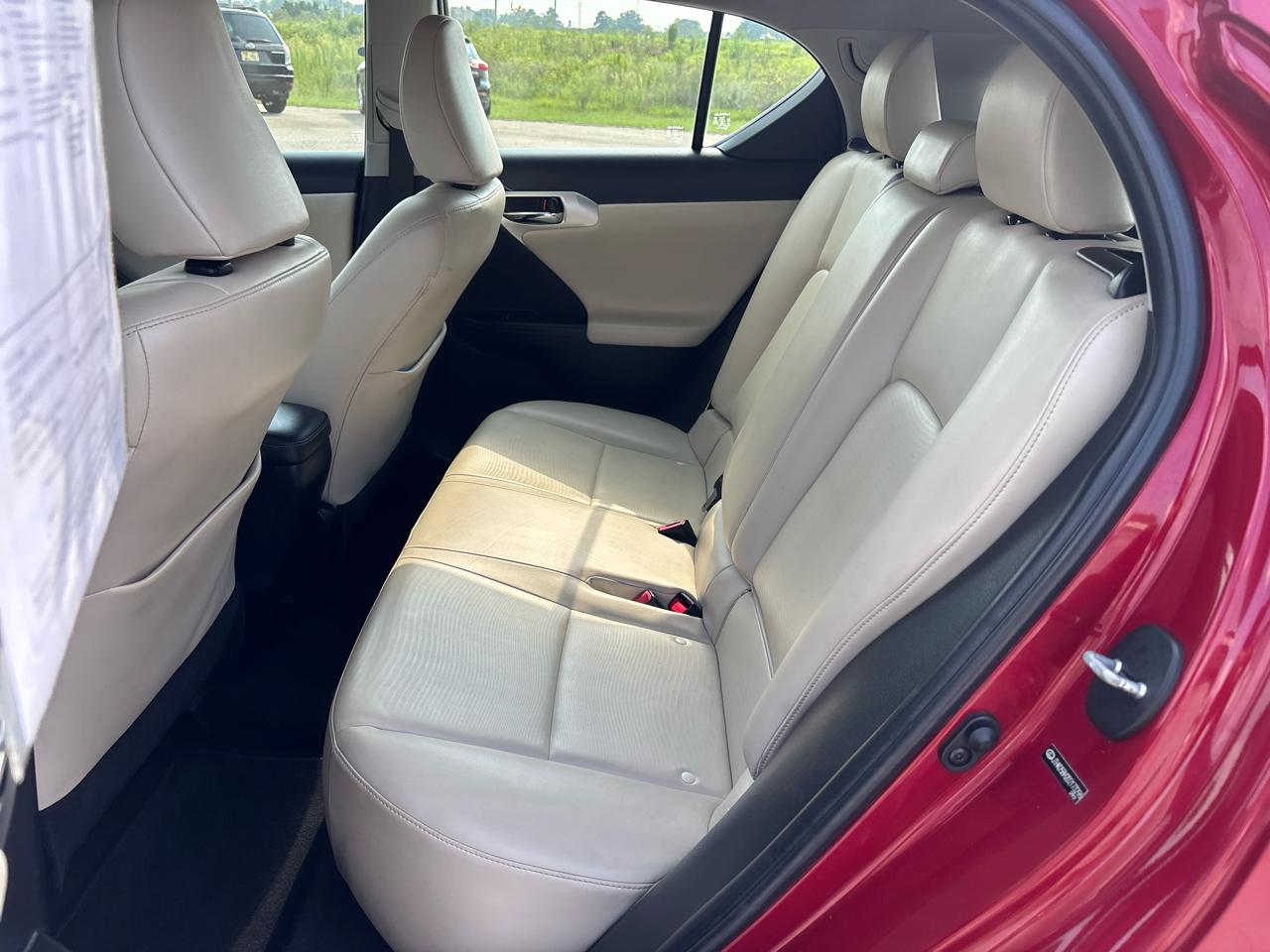 Lexus CT 200h 5dr Sdn Hybrid 2013
