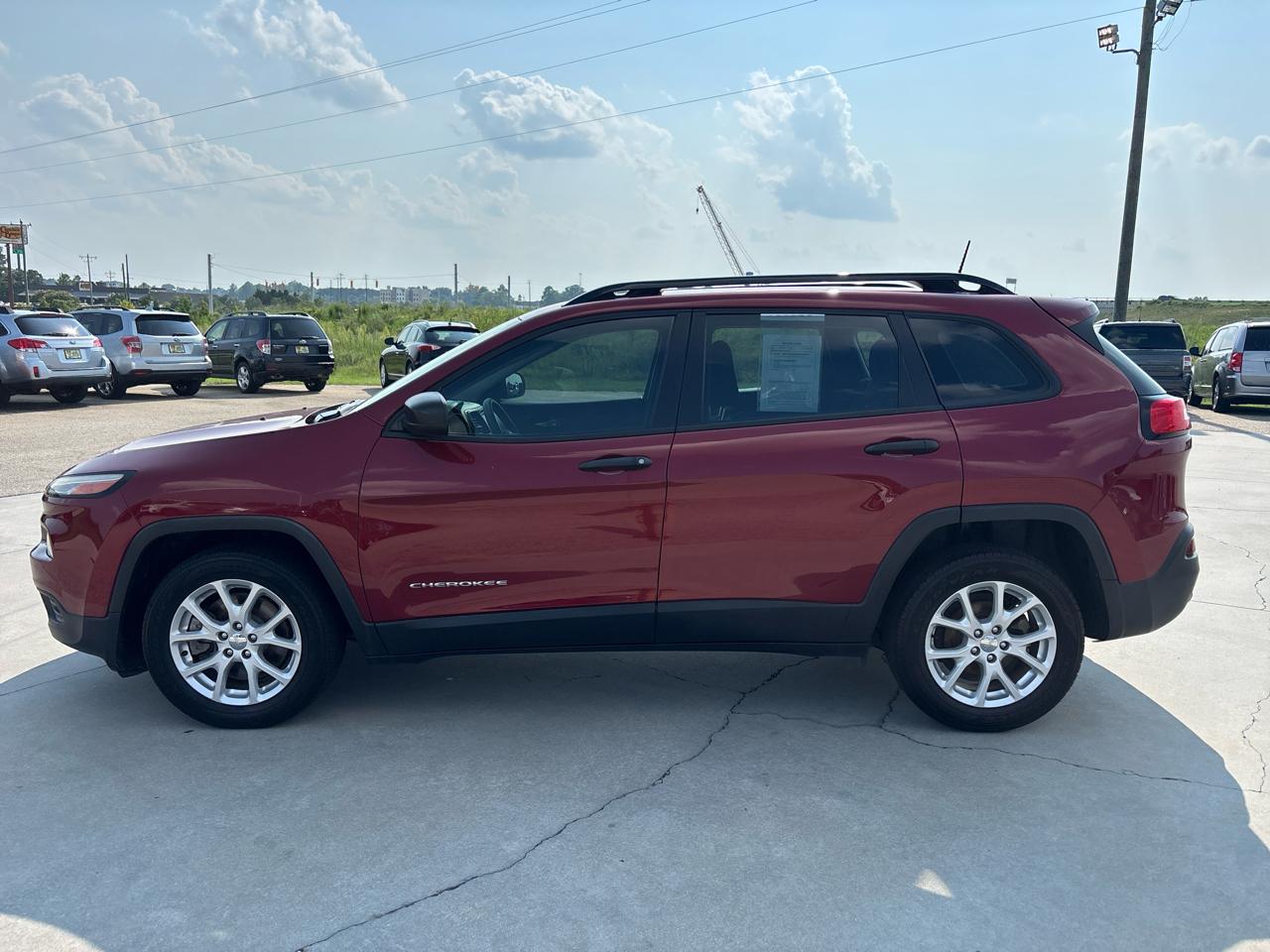 Jeep Cherokee FWD 4dr Sport 2016