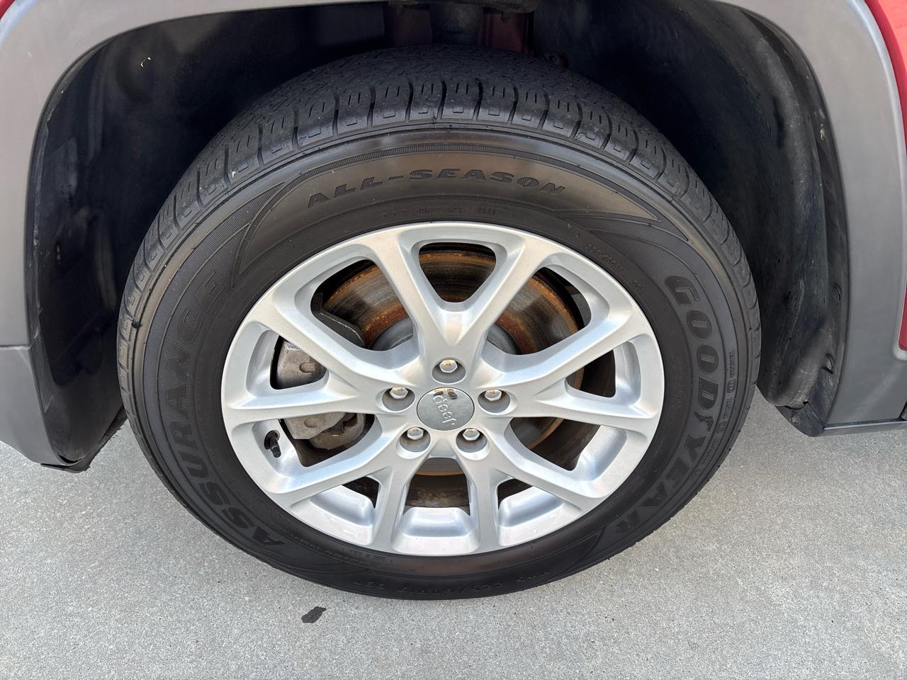 Jeep Cherokee FWD 4dr Sport 2016
