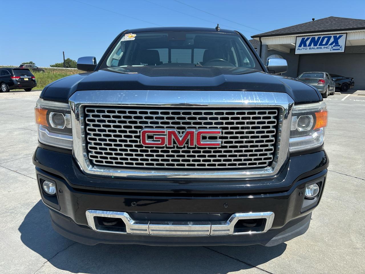 GMC Sierra 1500 4WD Crew Cab 143.5" Denali 2014