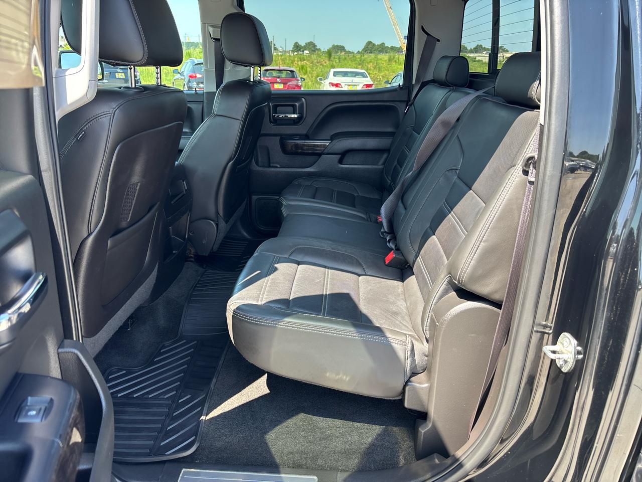 GMC Sierra 1500 4WD Crew Cab 143.5" Denali 2014