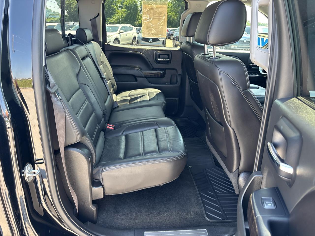 GMC Sierra 1500 4WD Crew Cab 143.5" Denali 2014