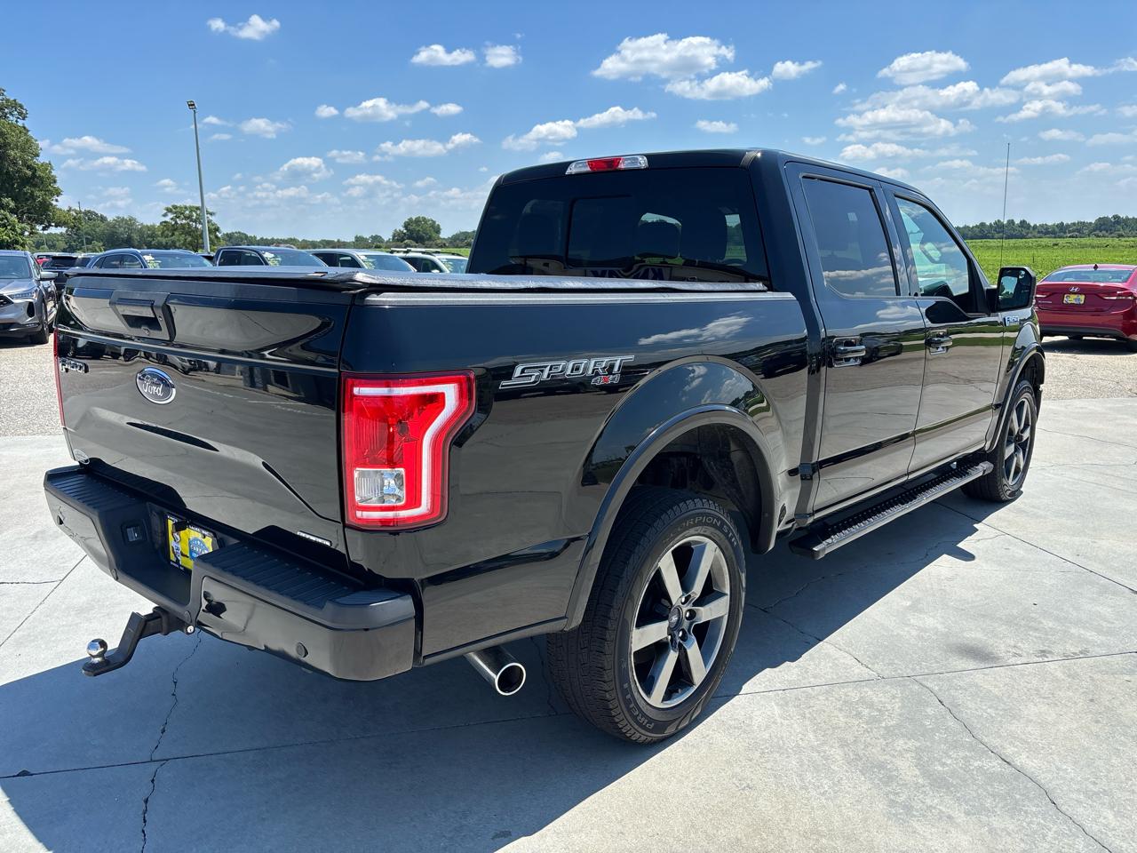 Ford F-150 4WD SuperCrew 145" XLT 2016