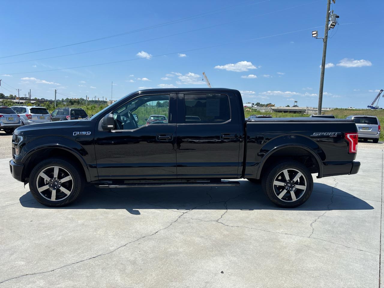 Ford F-150 4WD SuperCrew 145" XLT 2016