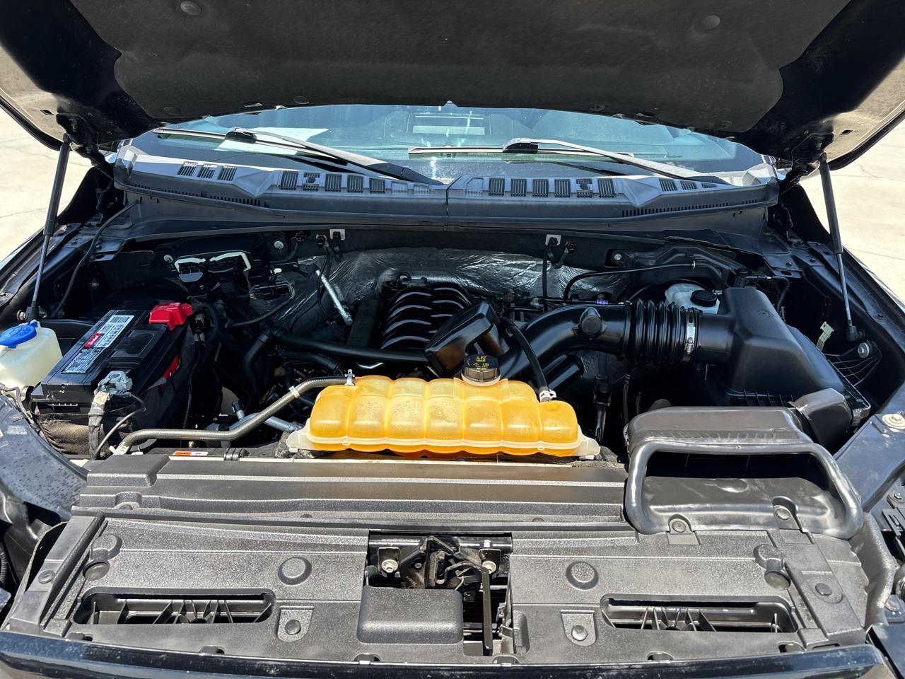 Ford F-150 4WD SuperCrew 145" XLT 2016