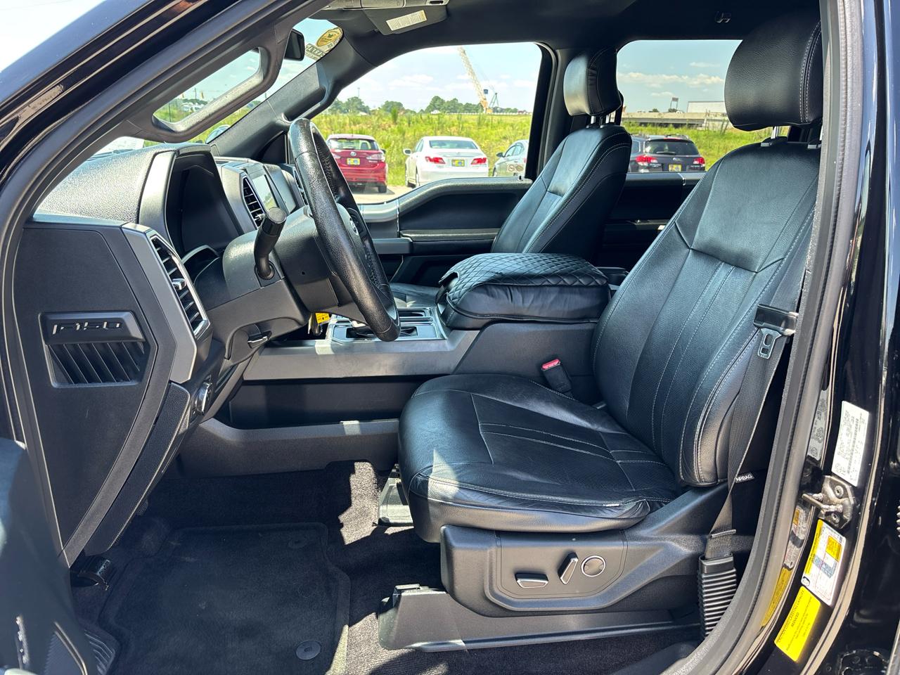 Ford F-150 4WD SuperCrew 145" XLT 2016