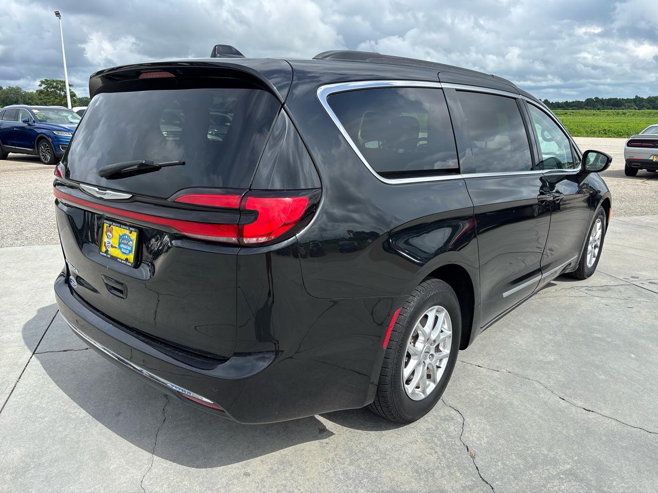Chrysler Pacifica Touring L FWD 2022