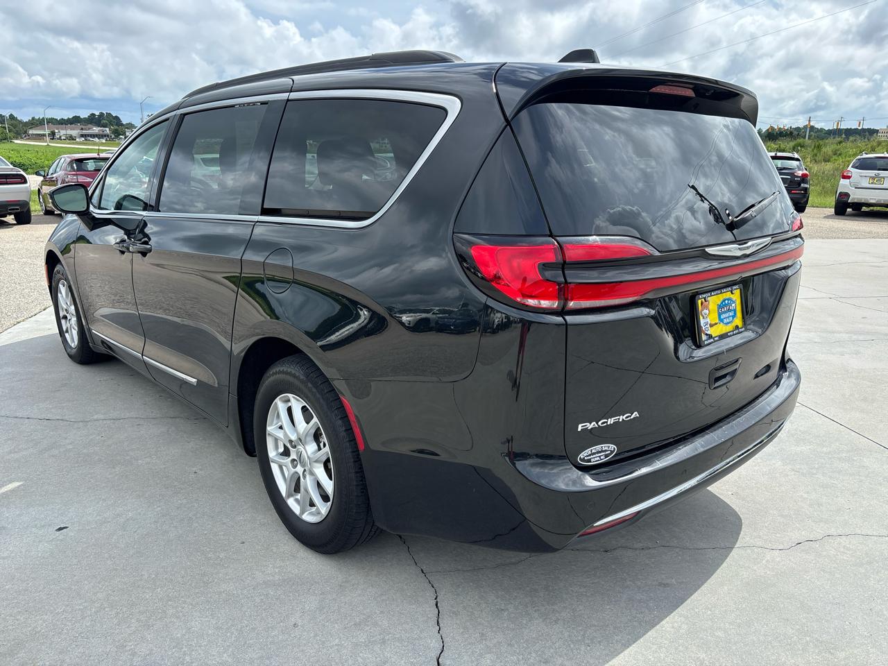 Chrysler Pacifica Touring L FWD 2022