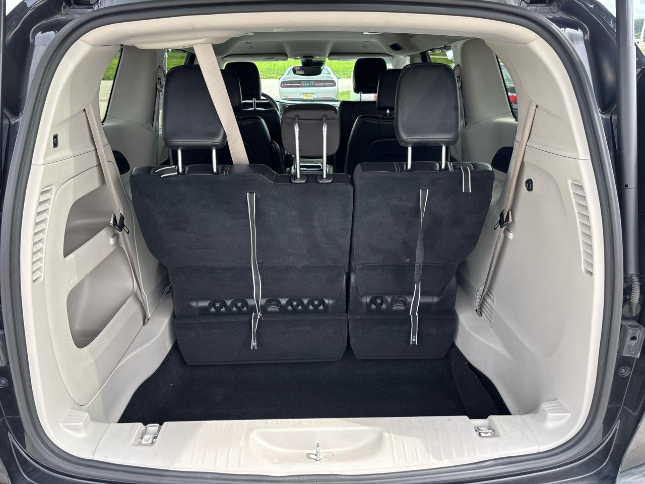 Chrysler Pacifica Touring L FWD 2022