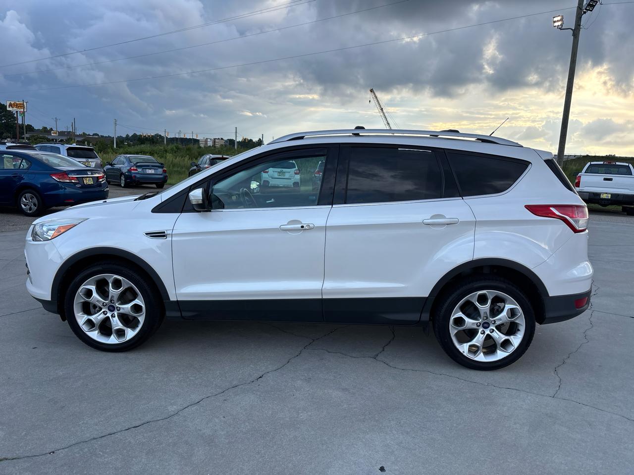 Ford Escape FWD 4dr Titanium 2013