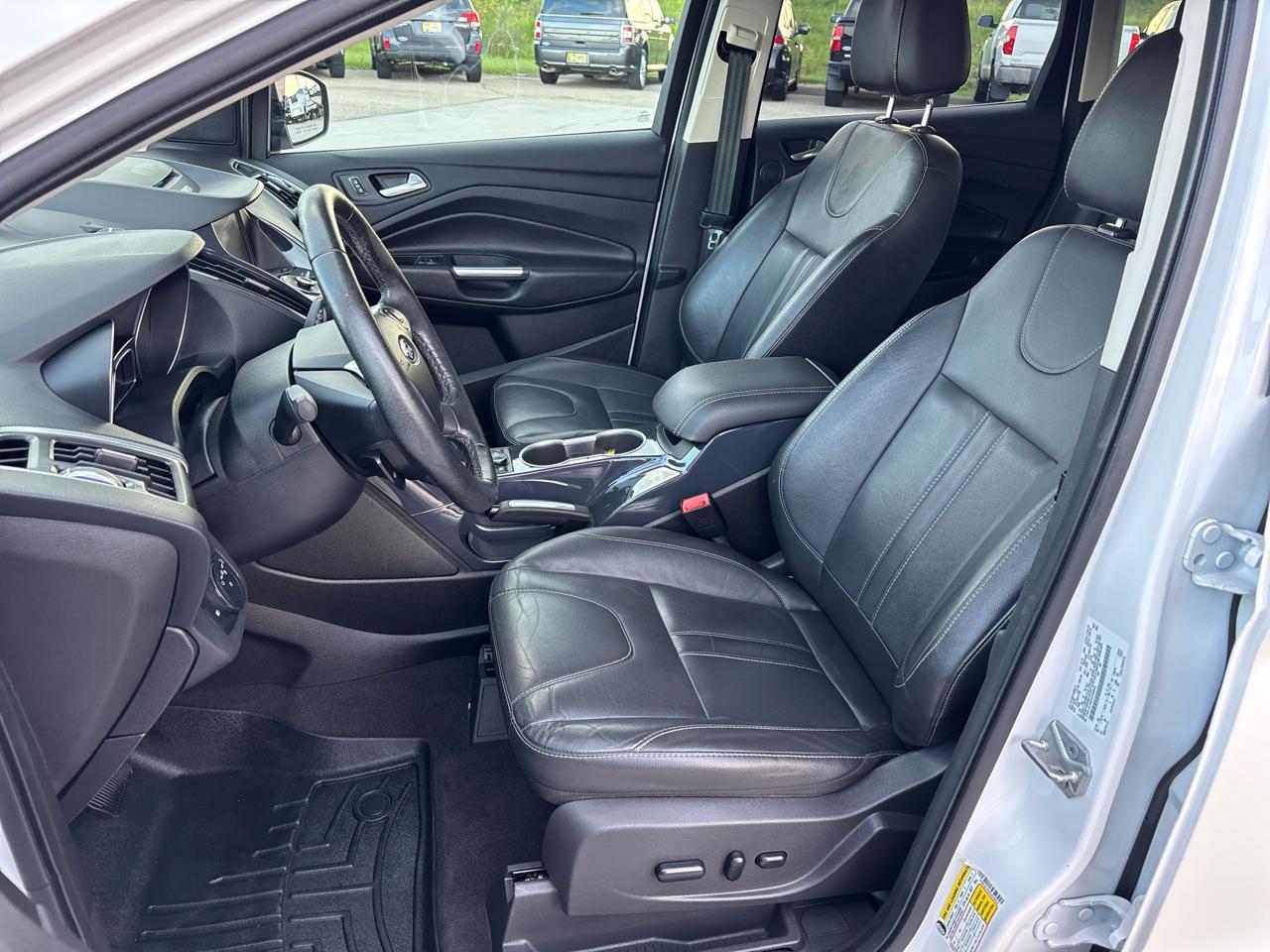 Ford Escape FWD 4dr Titanium 2013
