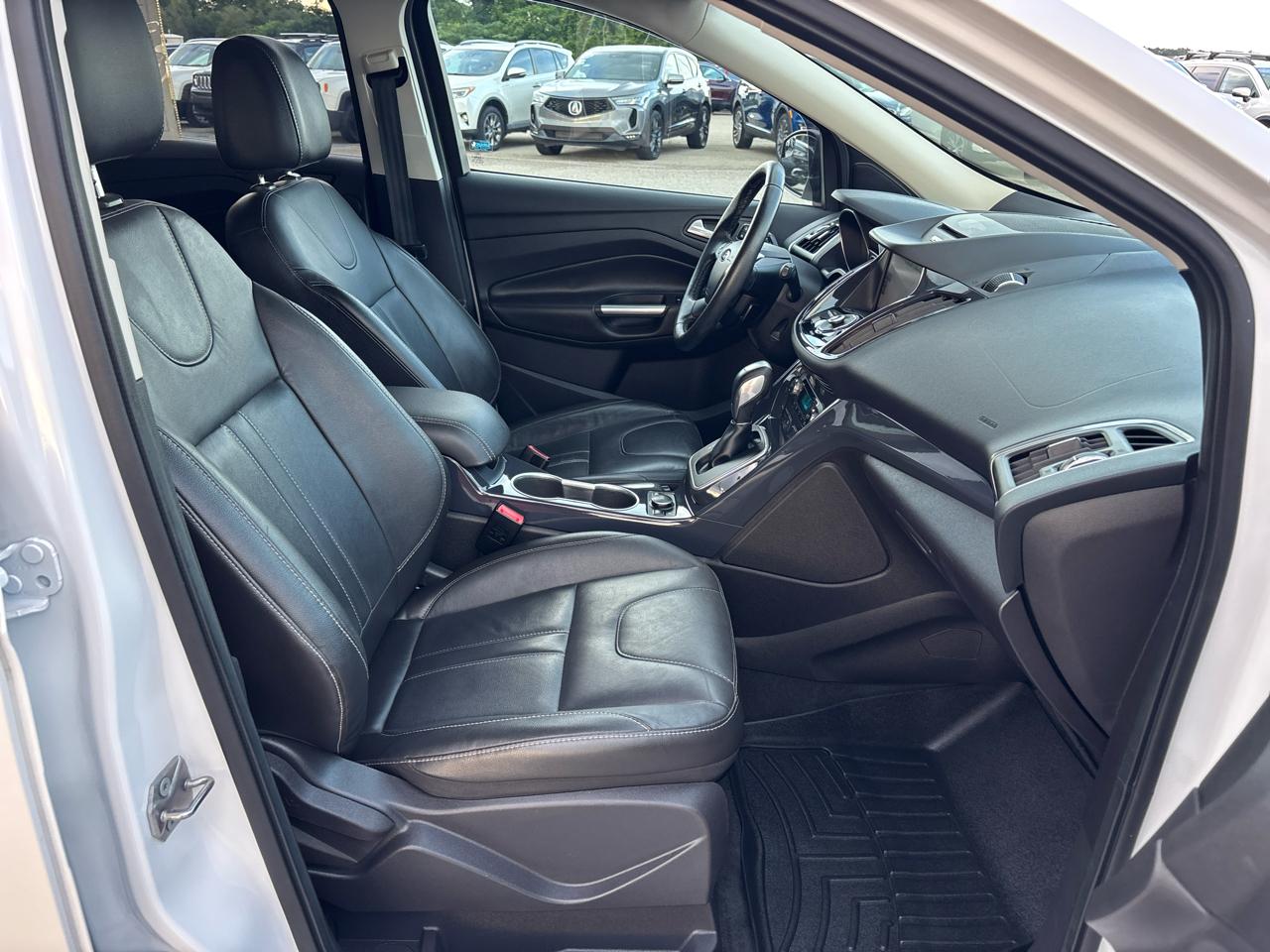 Ford Escape FWD 4dr Titanium 2013