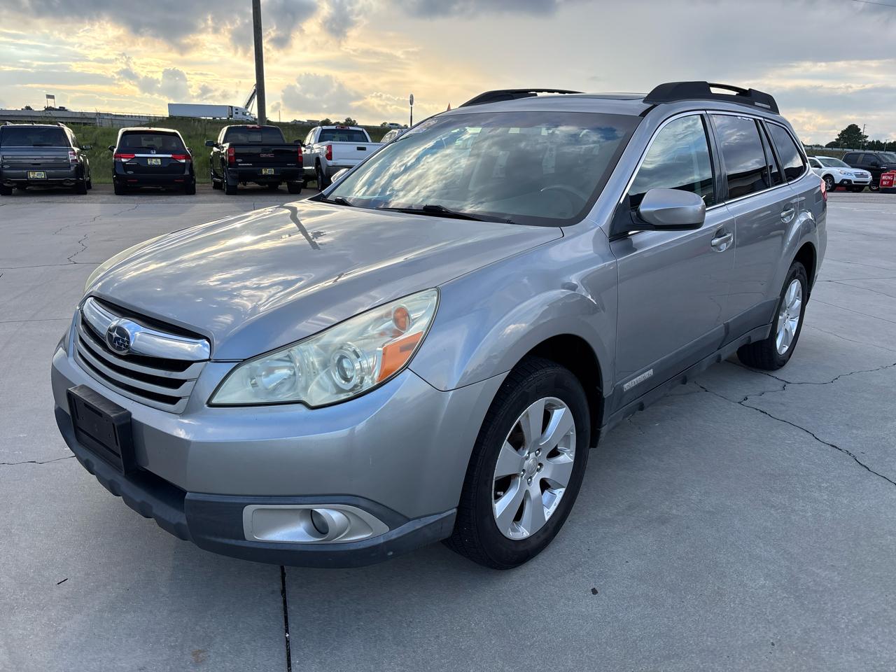 Subaru Outback 4dr Wgn H4 Auto 2.5i Prem AWP/Pwr Moon 2011