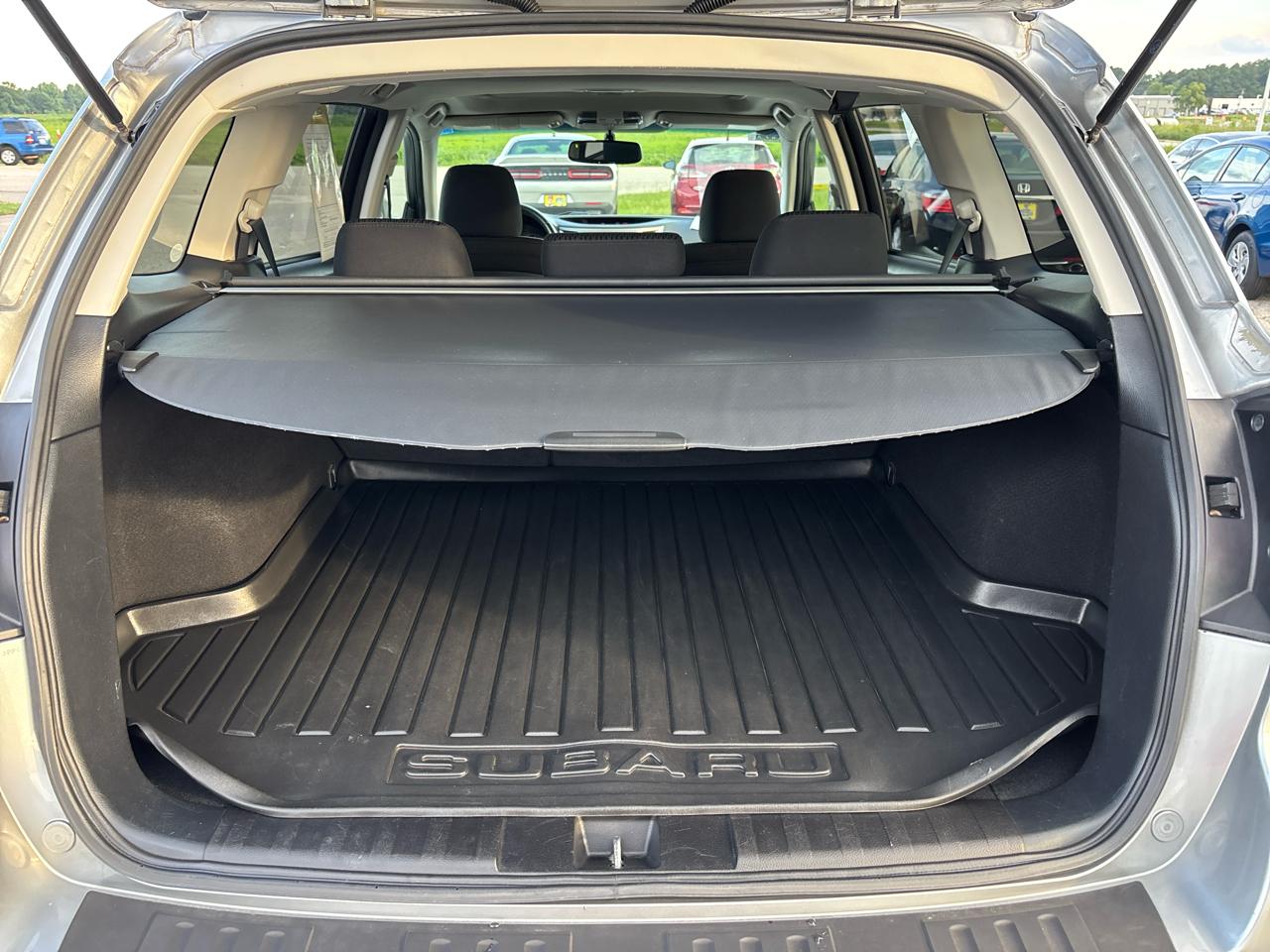 Subaru Outback 4dr Wgn H4 Auto 2.5i Prem AWP/Pwr Moon 2011
