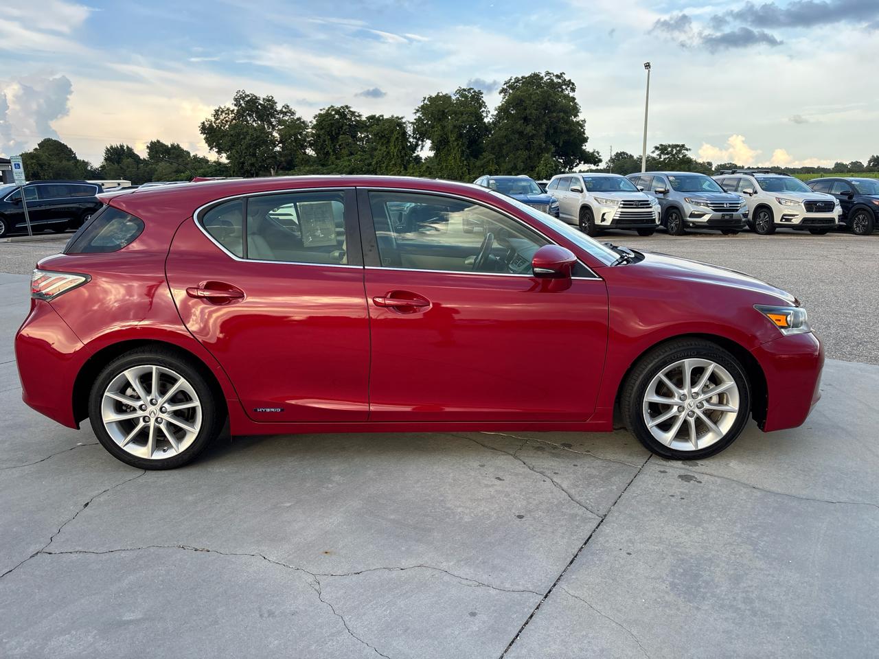 Lexus CT 200h 5dr Sdn Hybrid 2013