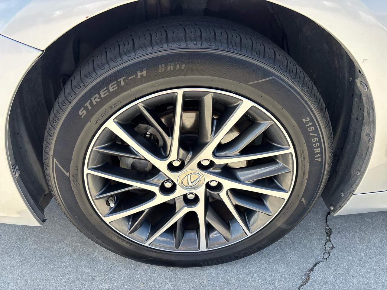 Lexus ES 350 4dr Sdn 2014